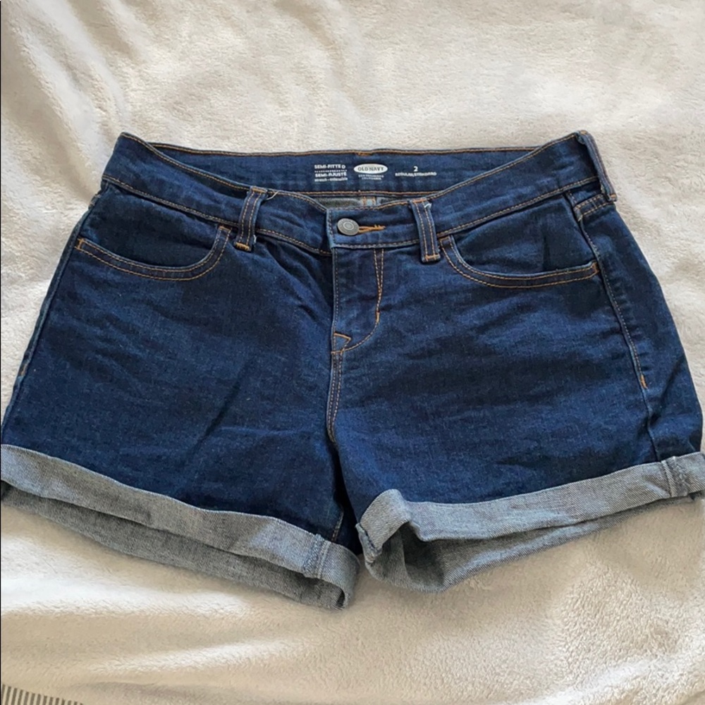 Old Navy jean shorts 💙
